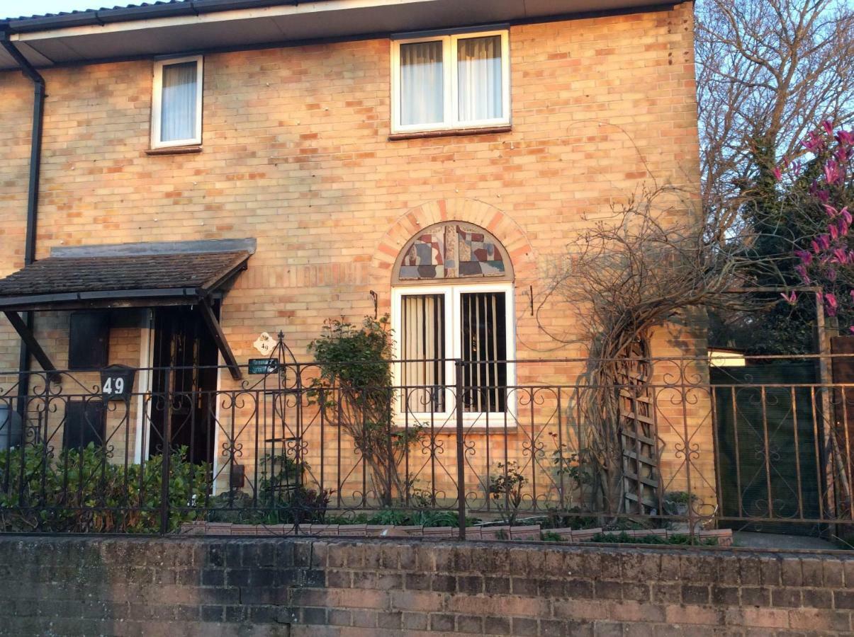 J8 M27 Apartment Southampton Bagian luar foto