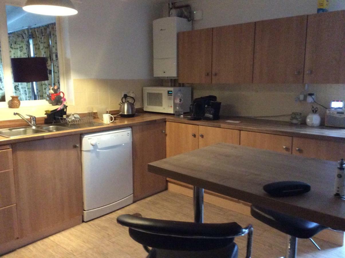 J8 M27 Apartment Southampton Bagian luar foto