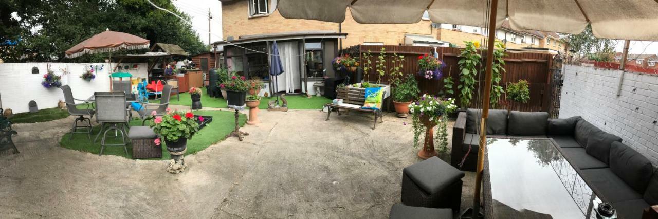 J8 M27 Apartment Southampton Bagian luar foto